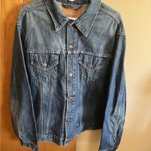Vintage Levi’s 70515‑0326 Trucker Jacket XL Oversized Fit Excellent Fade Denim